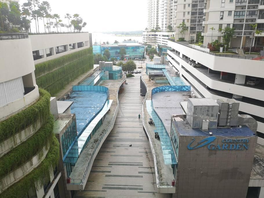 Country Garden Bay Point Homestay By Easyhomestay 조호르 바루 외부 사진