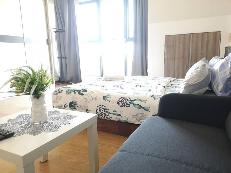Country Garden Bay Point Homestay By Easyhomestay 조호르 바루 외부 사진
